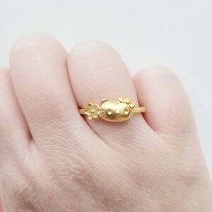 Brand New Hello Kitty Gold Tone Flower Ring Adjustable Size